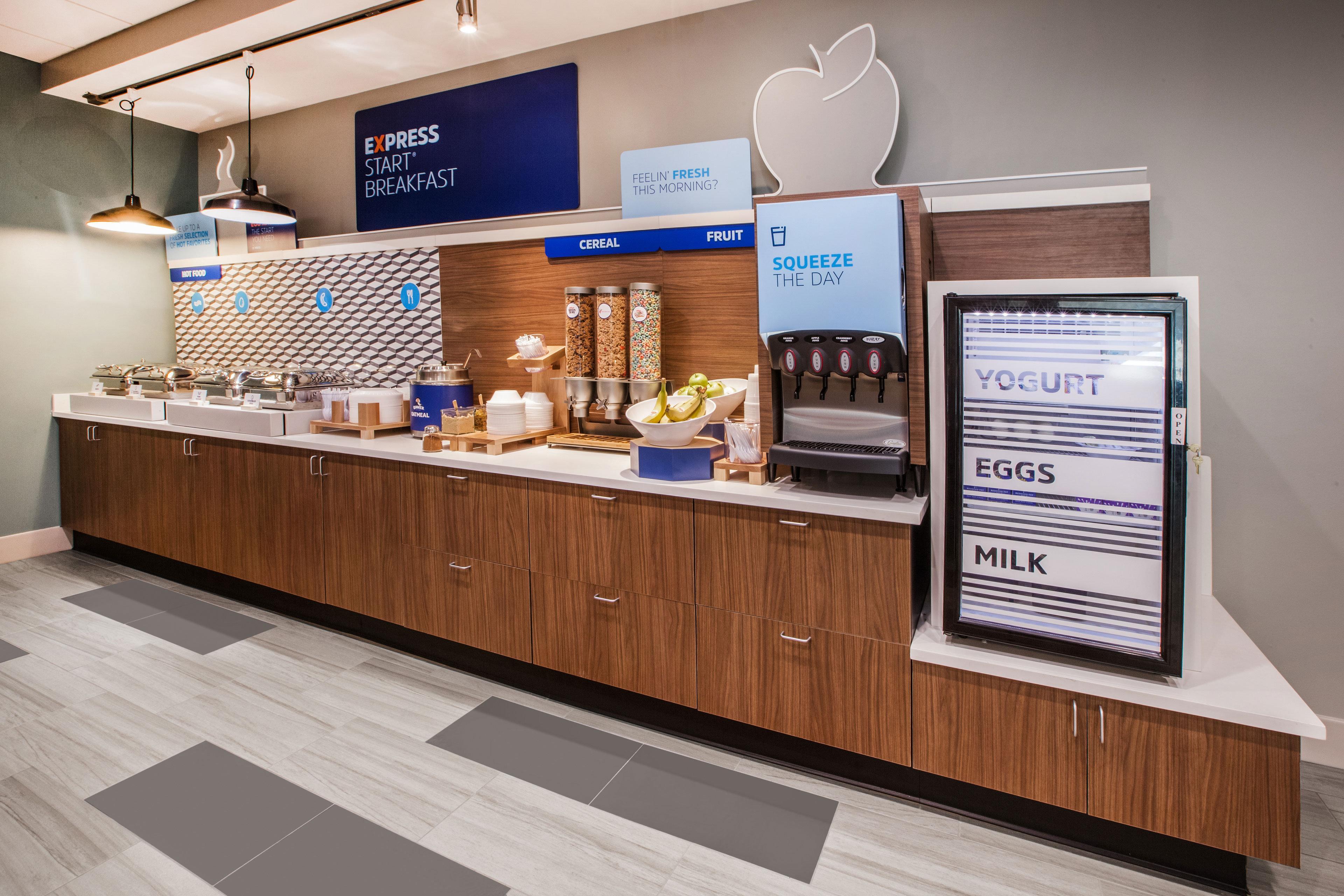 Holiday Inn Express Hotel & Suites Urbana-Champaign-U Of I Area By Ihg Extérieur photo