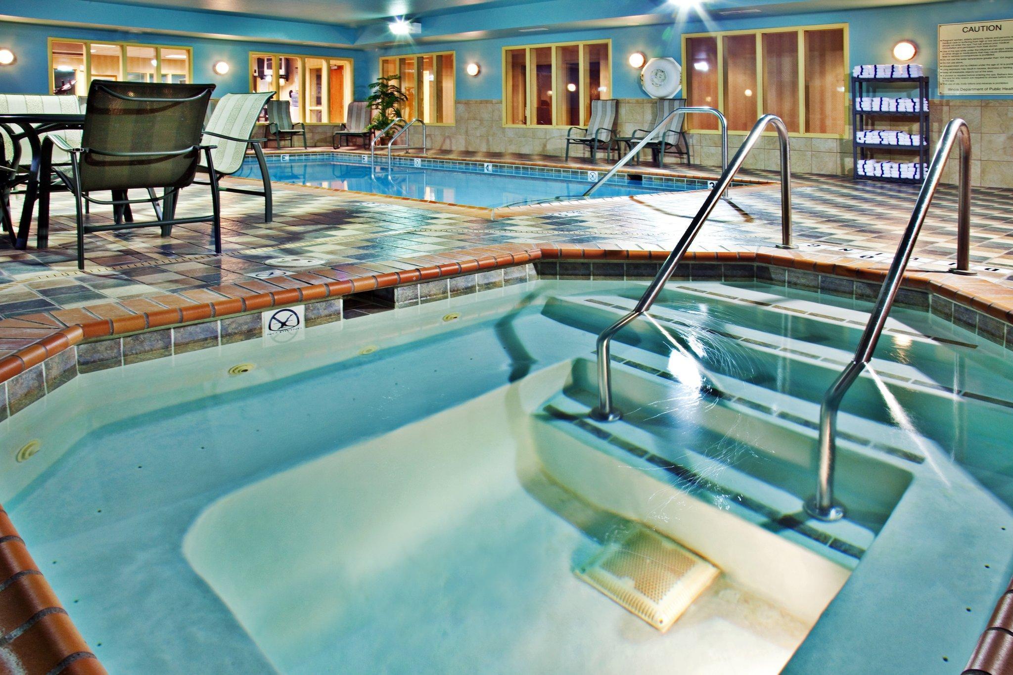 Holiday Inn Express Hotel & Suites Urbana-Champaign-U Of I Area By Ihg Extérieur photo