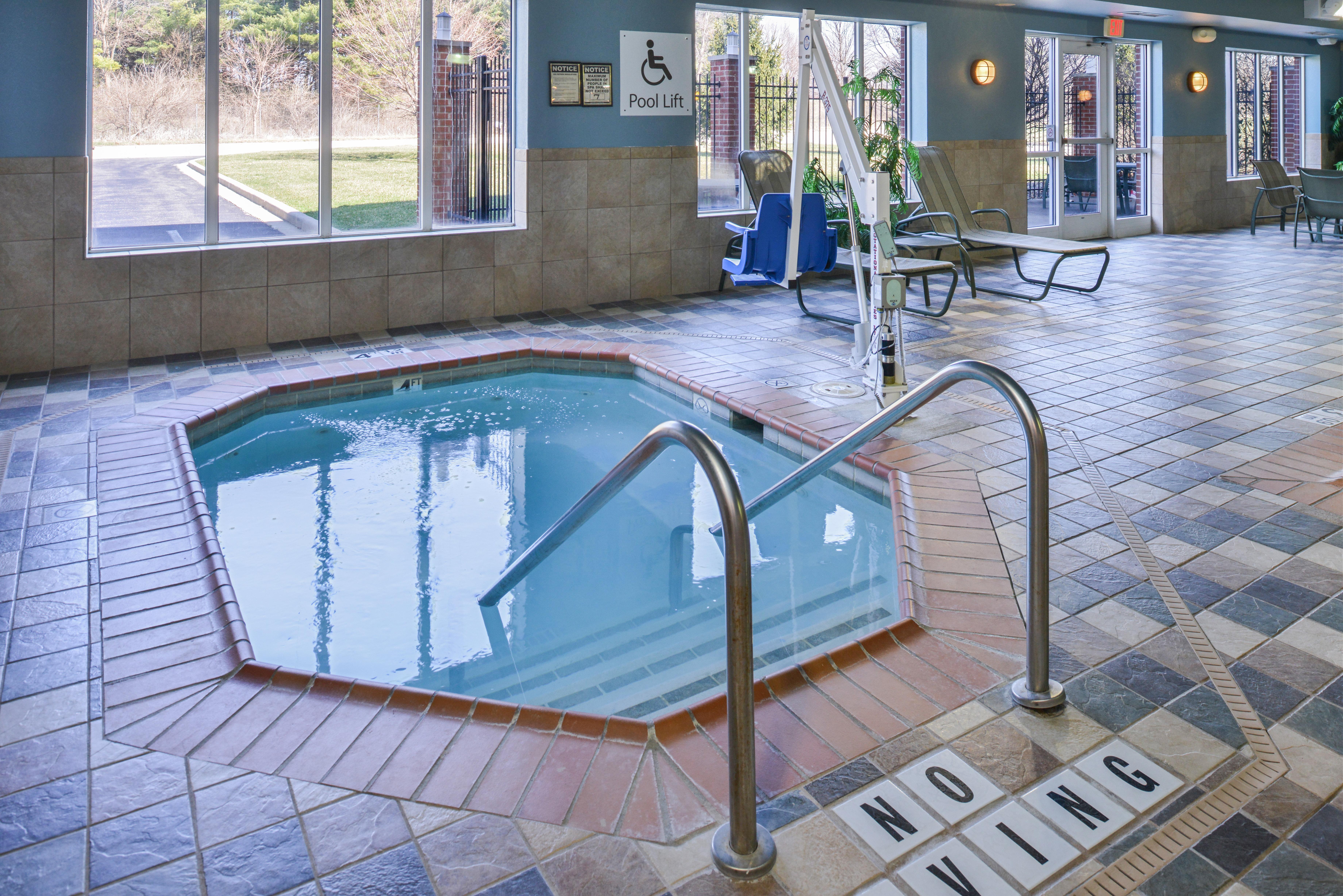 Holiday Inn Express Hotel & Suites Urbana-Champaign-U Of I Area By Ihg Extérieur photo