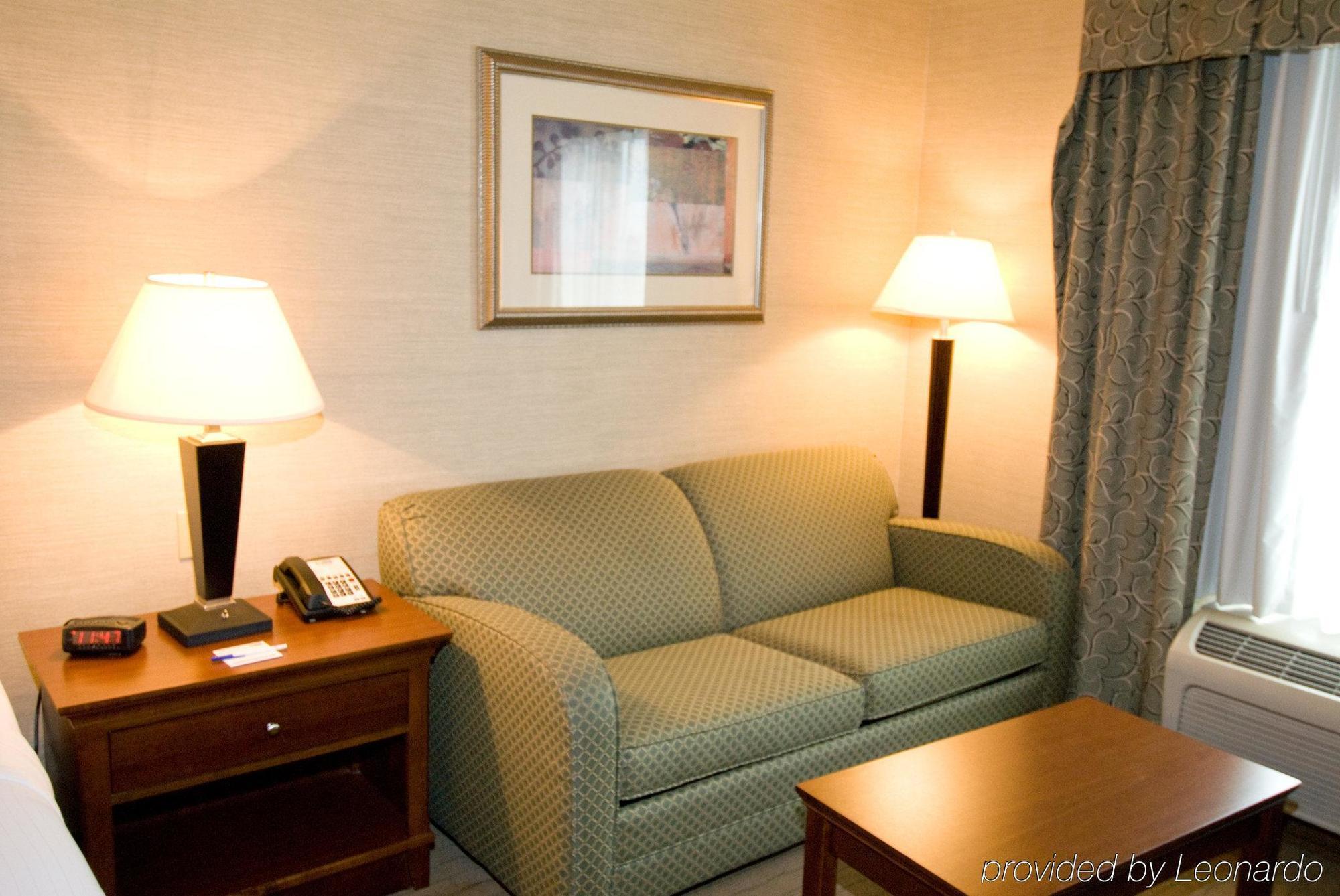 Holiday Inn Express Hotel & Suites Urbana-Champaign-U Of I Area By Ihg Extérieur photo