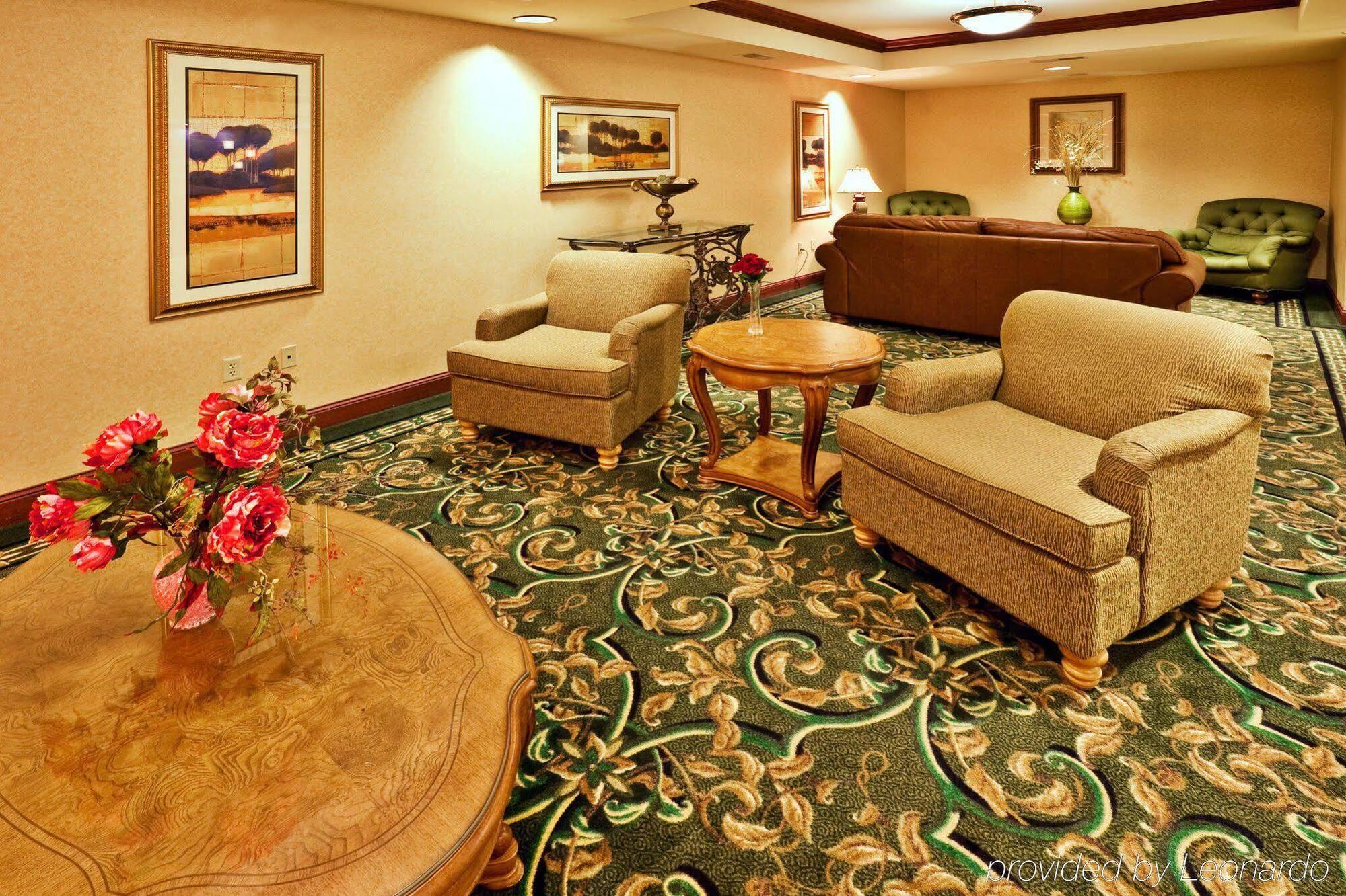 Holiday Inn Express Hotel & Suites Urbana-Champaign-U Of I Area By Ihg Extérieur photo