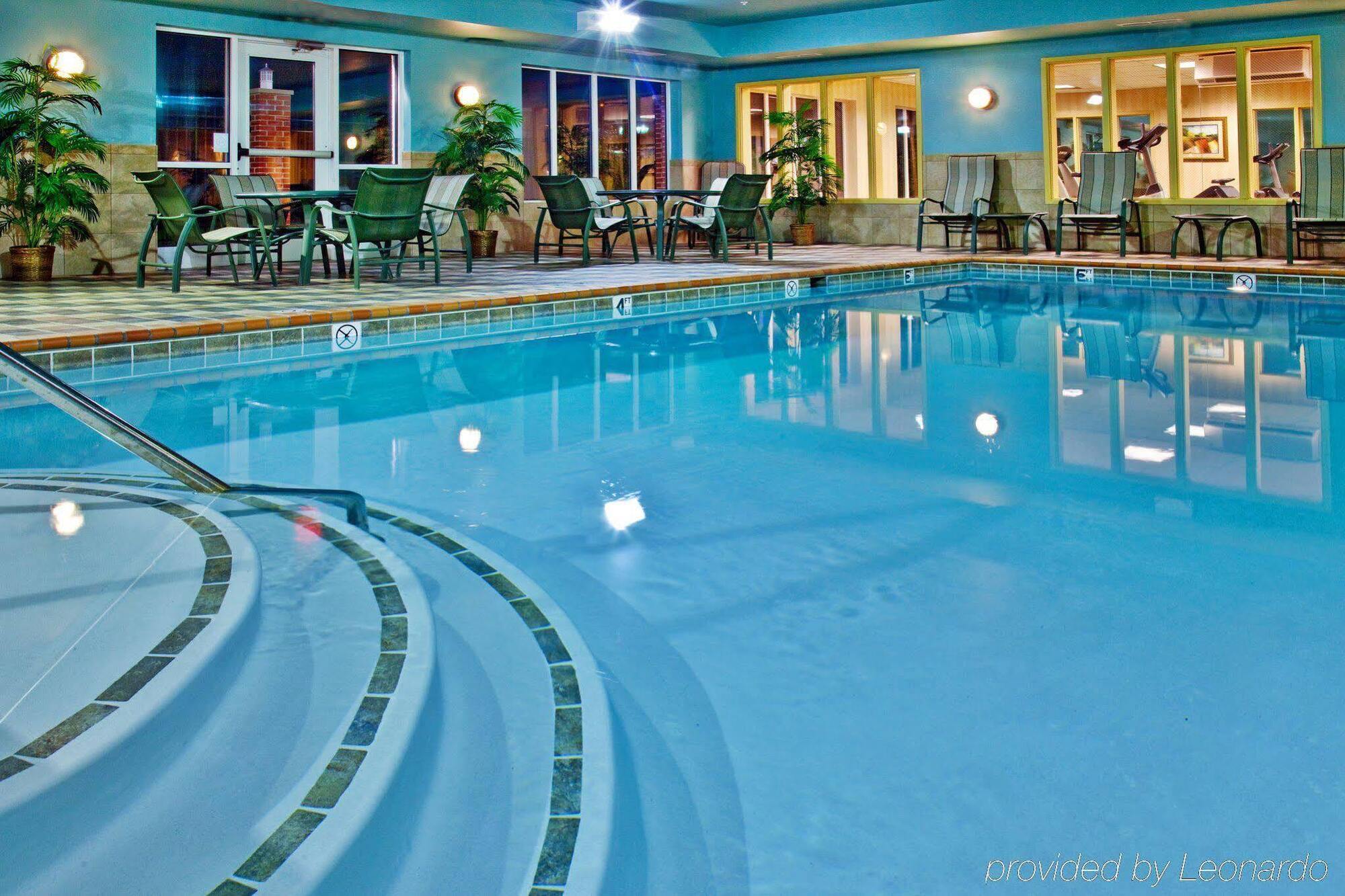 Holiday Inn Express Hotel & Suites Urbana-Champaign-U Of I Area By Ihg Extérieur photo